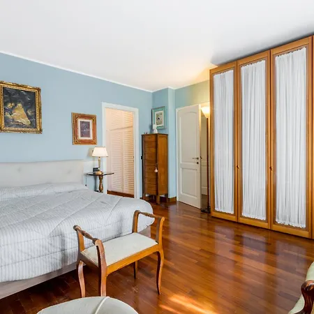 Willa Le Fontanelle In Dei Marmi With Ac *