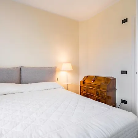 Le Fontanelle In Dei Marmi With Ac *