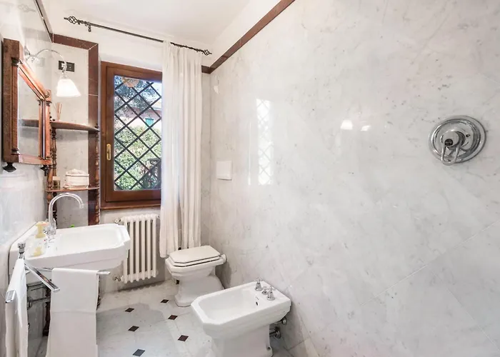 Villa Le Fontanelle In Dei Marmi With Ac *