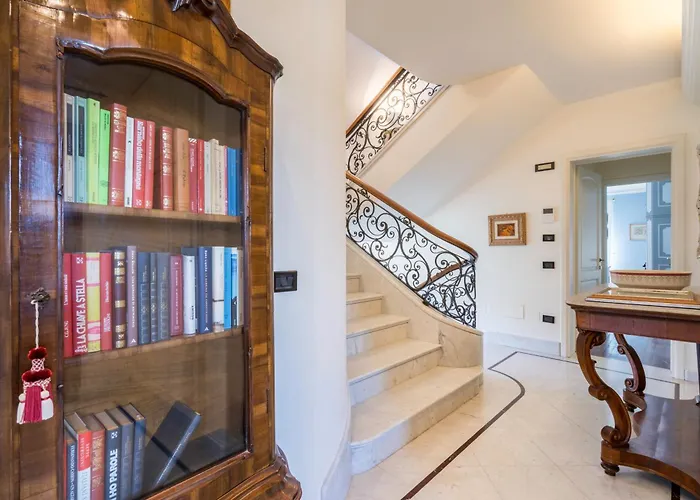 Villa Le Fontanelle In Dei Marmi With Ac Forte dei Marmi